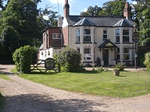 Twin Oaks Guest House New Forest in Southampton, Southampton, South East England